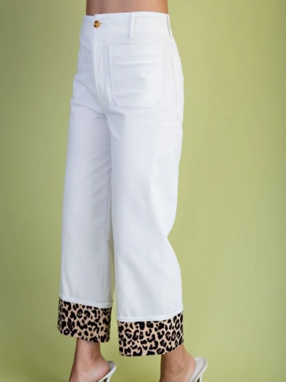 OFF WHITE CROPPED DENIM LIKE PANT WITH LEOPARD PRINT CUFFS SIZE MEDIUM - NWT - Picture 2 of 16